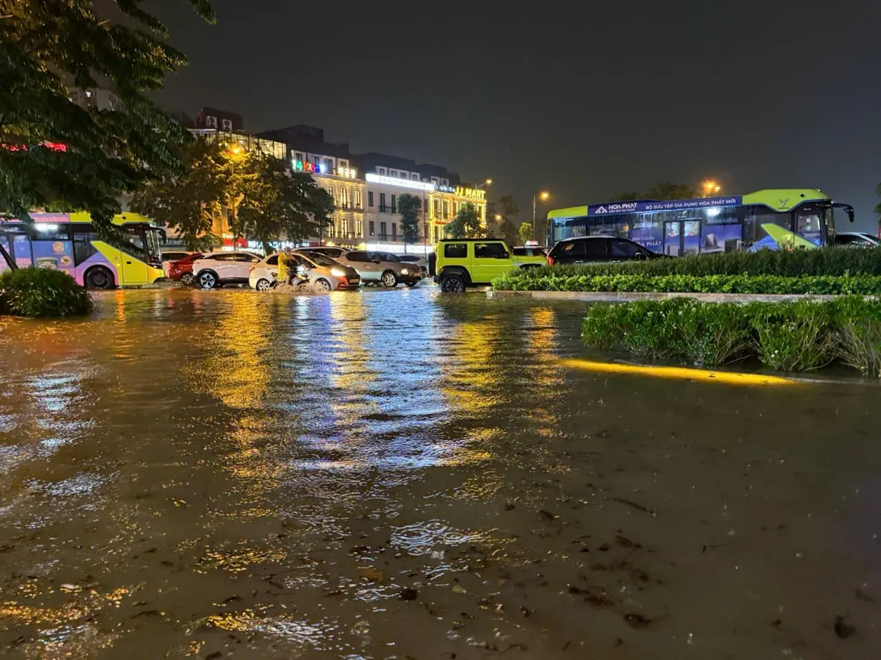 Khu ngoại giao đoàn - đường Võ Chí Công